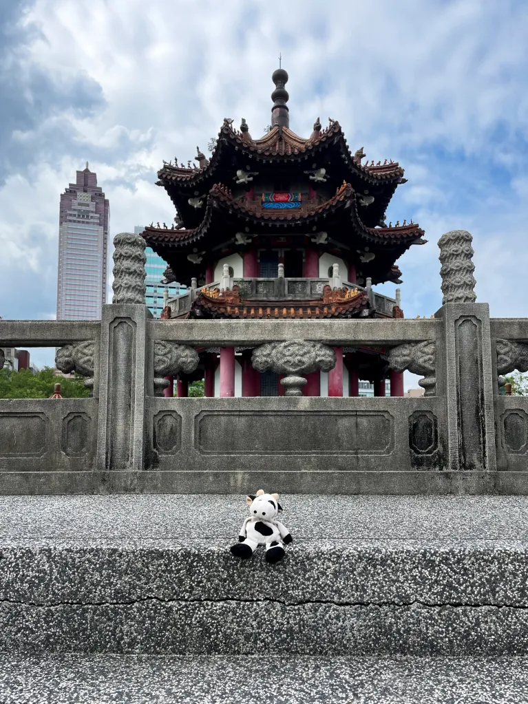 在台湾小牛的经验 (Cowy's Adventures in Taiwan)